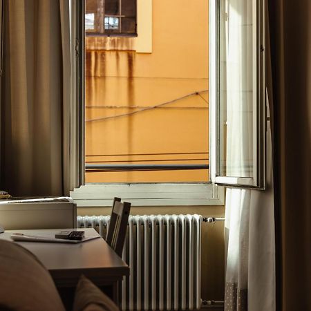 Il Tiro Rooms Bologna Luaran gambar
