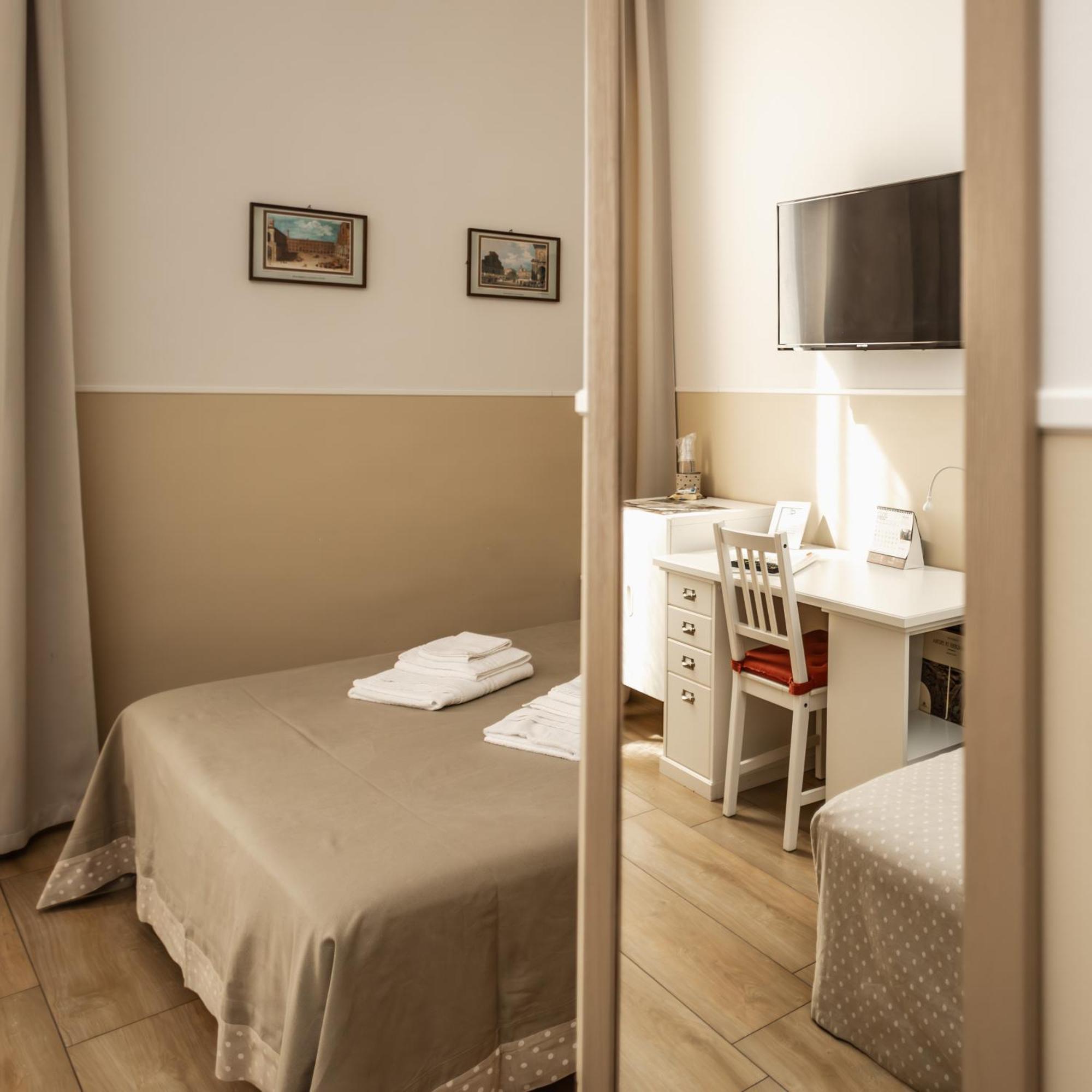 Il Tiro Rooms Bologna Luaran gambar