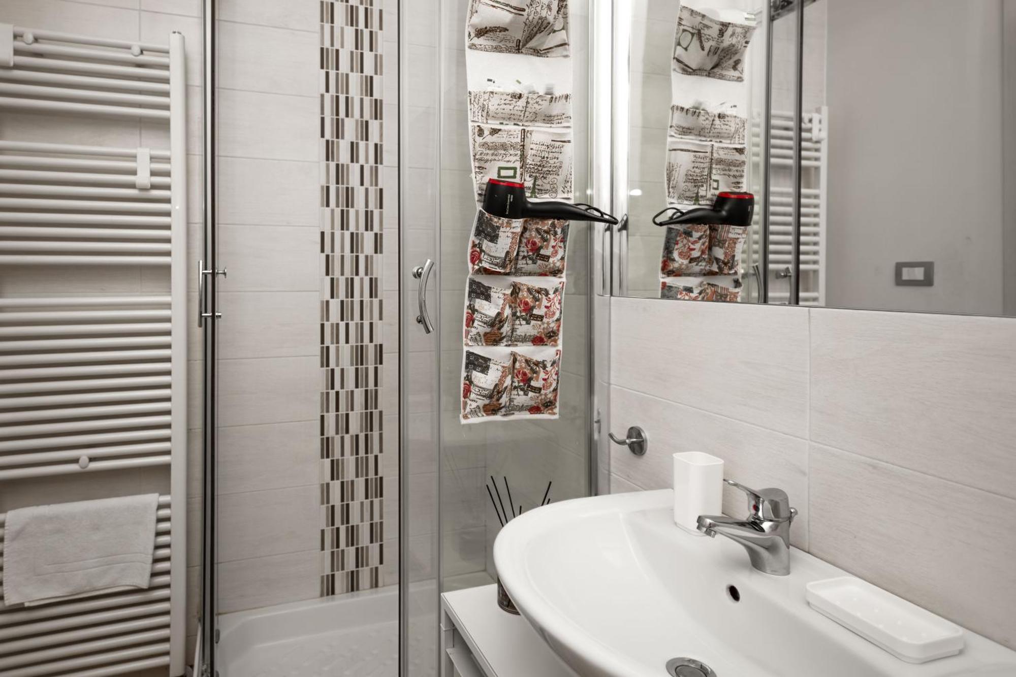 Il Tiro Rooms Bologna Luaran gambar