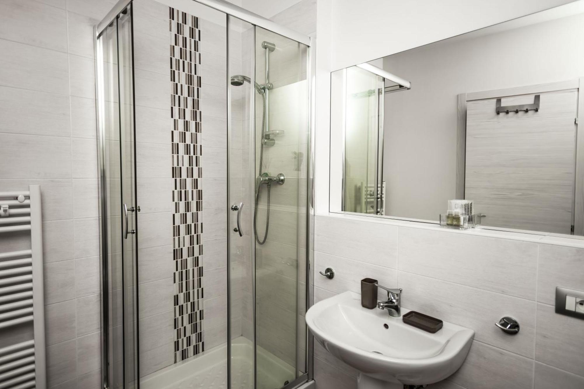 Il Tiro Rooms Bologna Luaran gambar