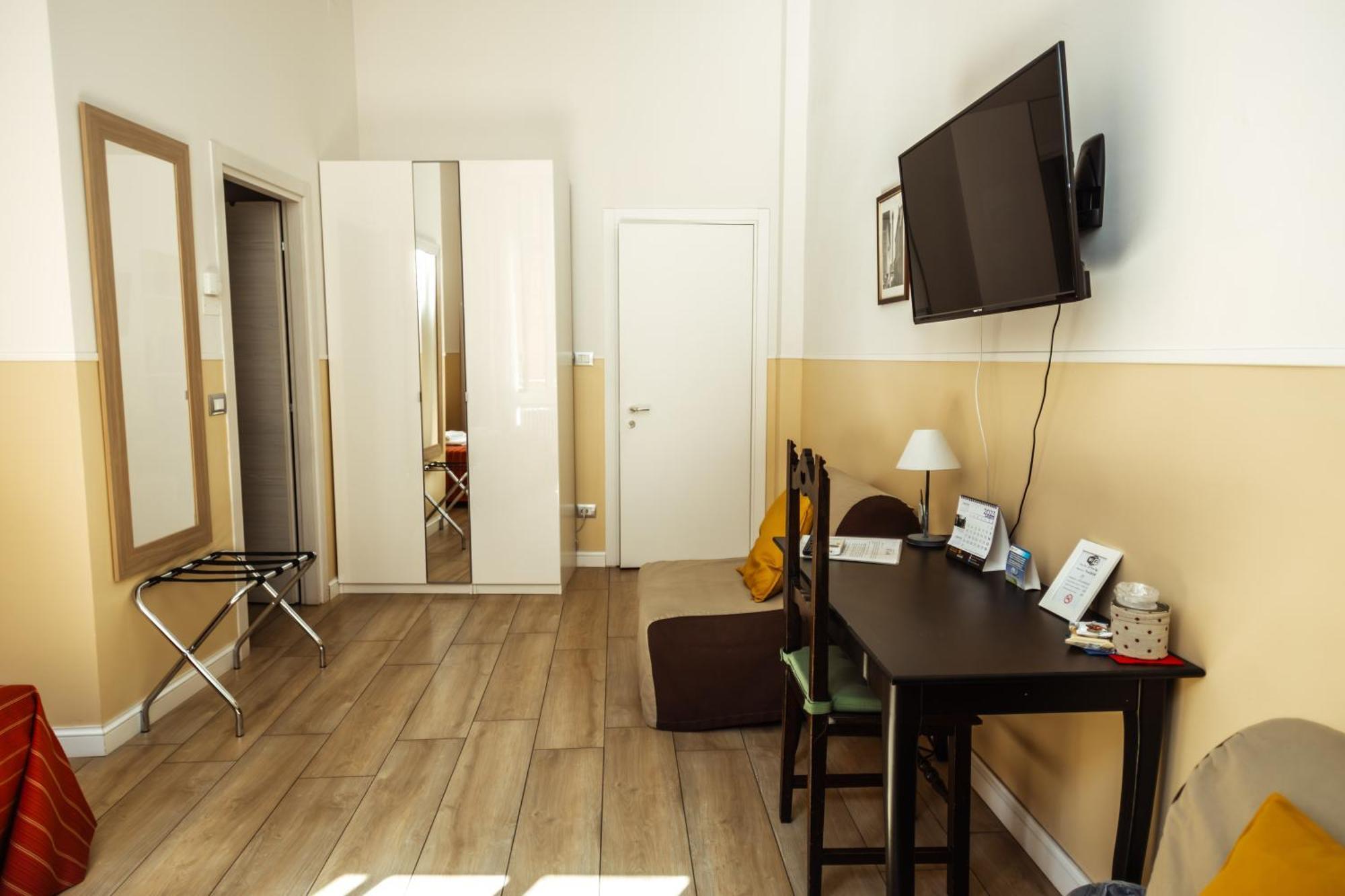 Il Tiro Rooms Bologna Luaran gambar